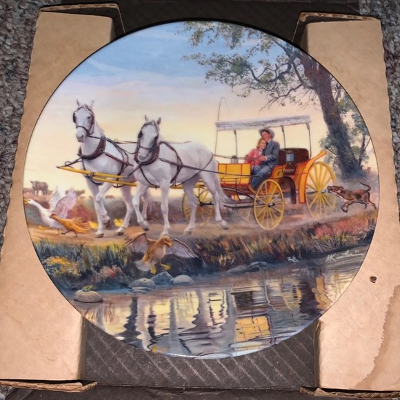 Vintage China Plates - Picture 3 of 5